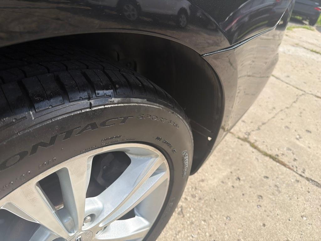Lincoln MKS  2010