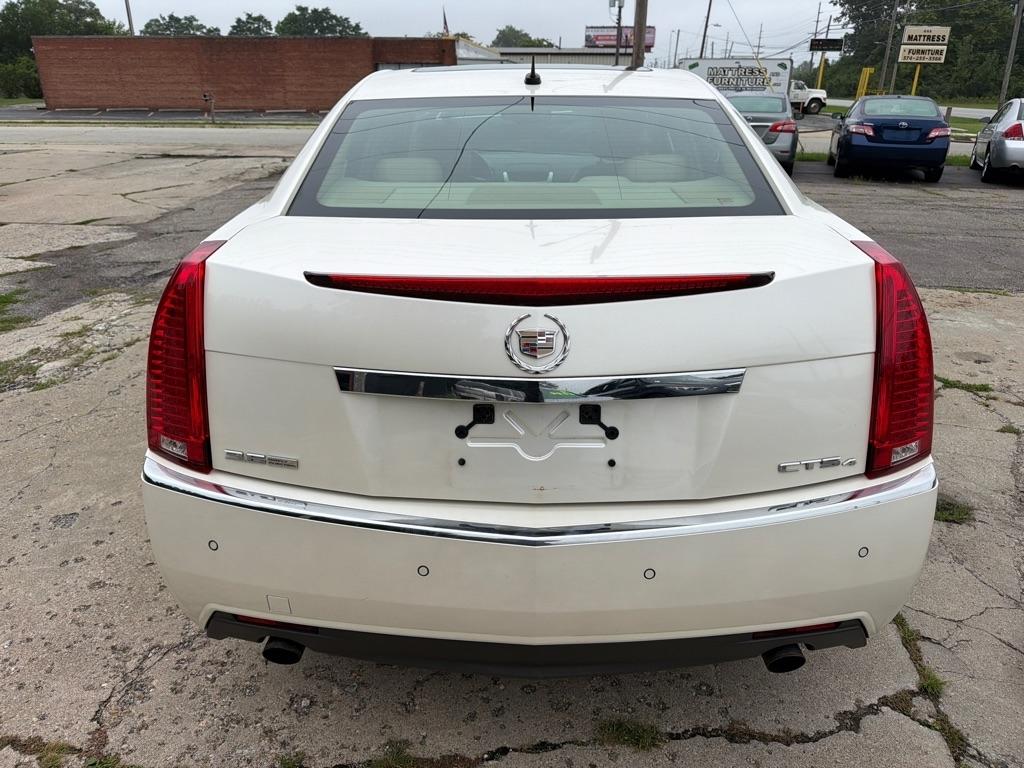 Cadillac CTS  2008