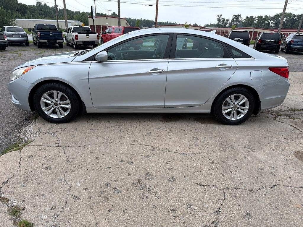 Hyundai Sonata  2011