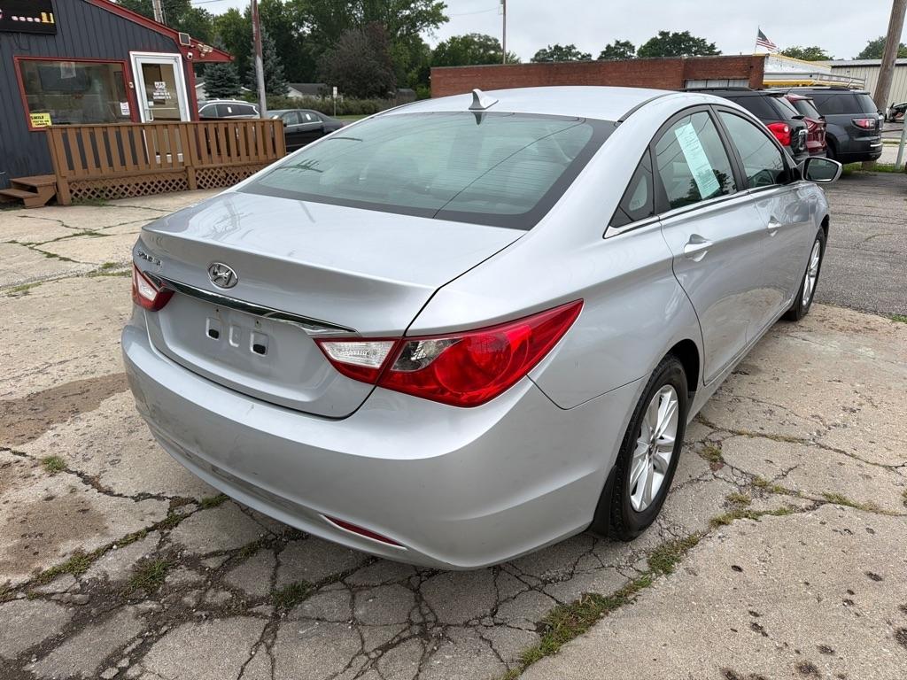 Hyundai Sonata  2011