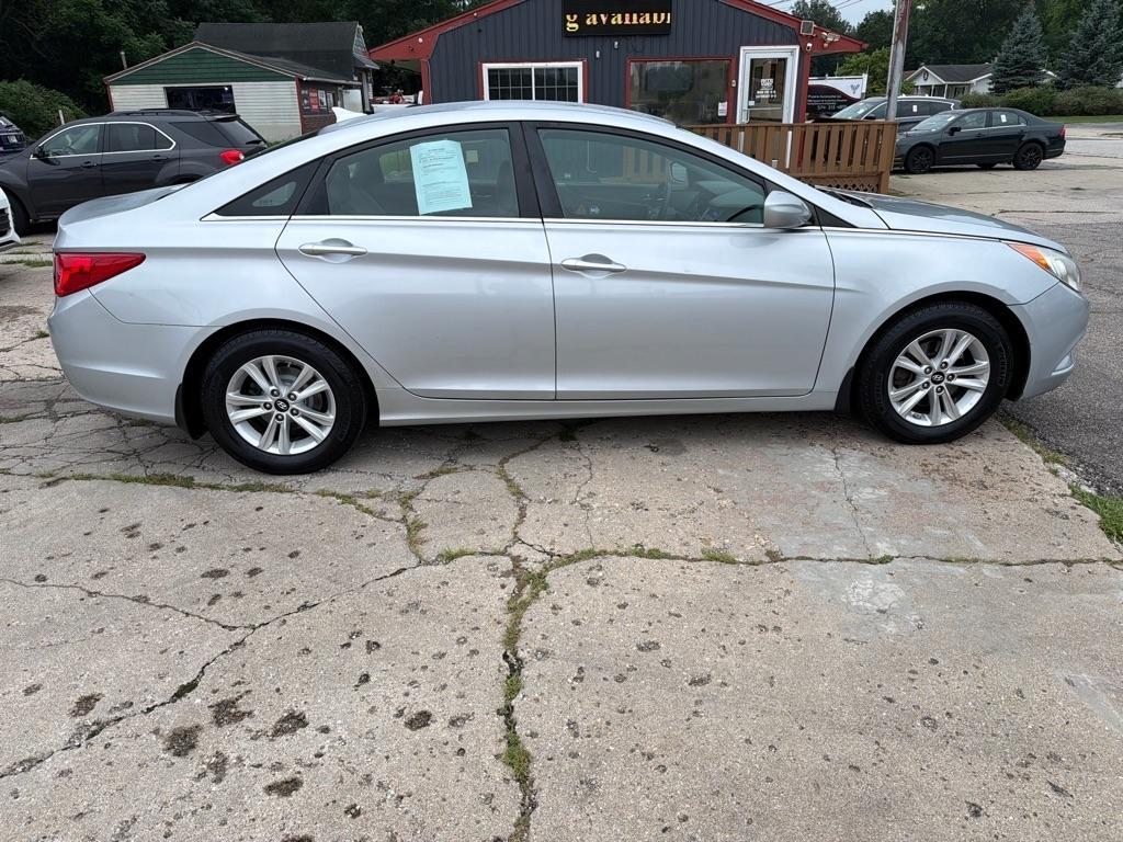 Hyundai Sonata  2011