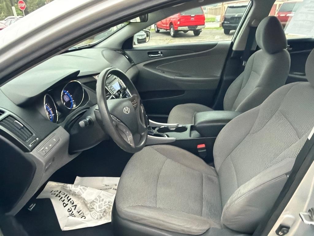 Hyundai Sonata  2011