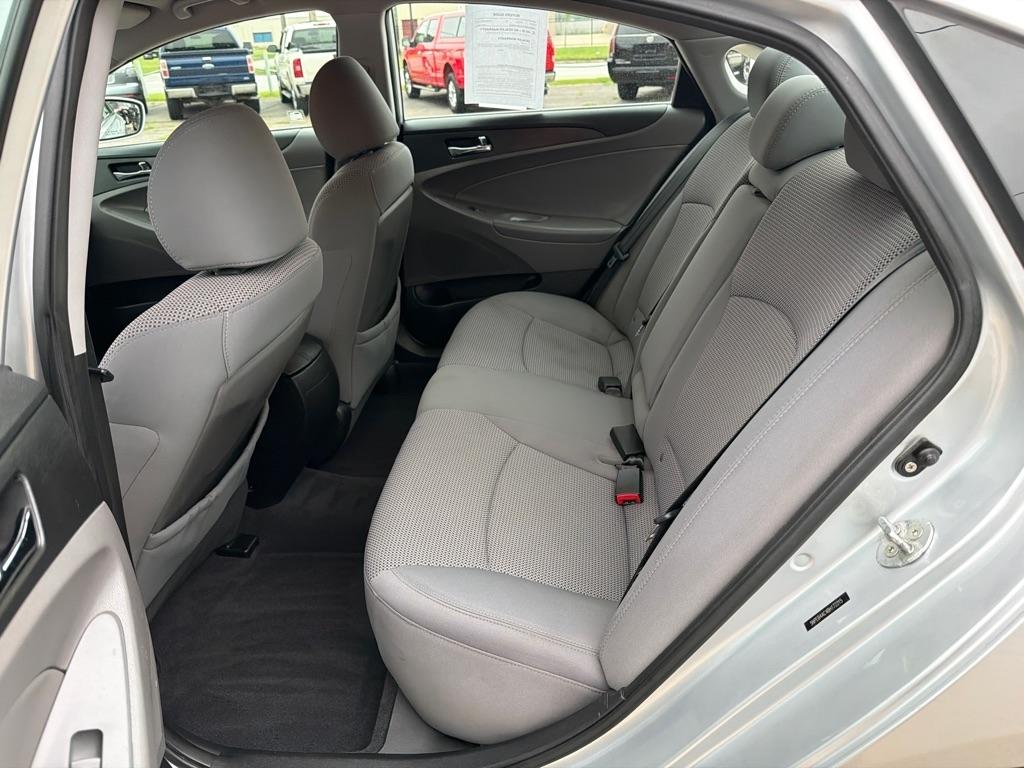 Hyundai Sonata  2011