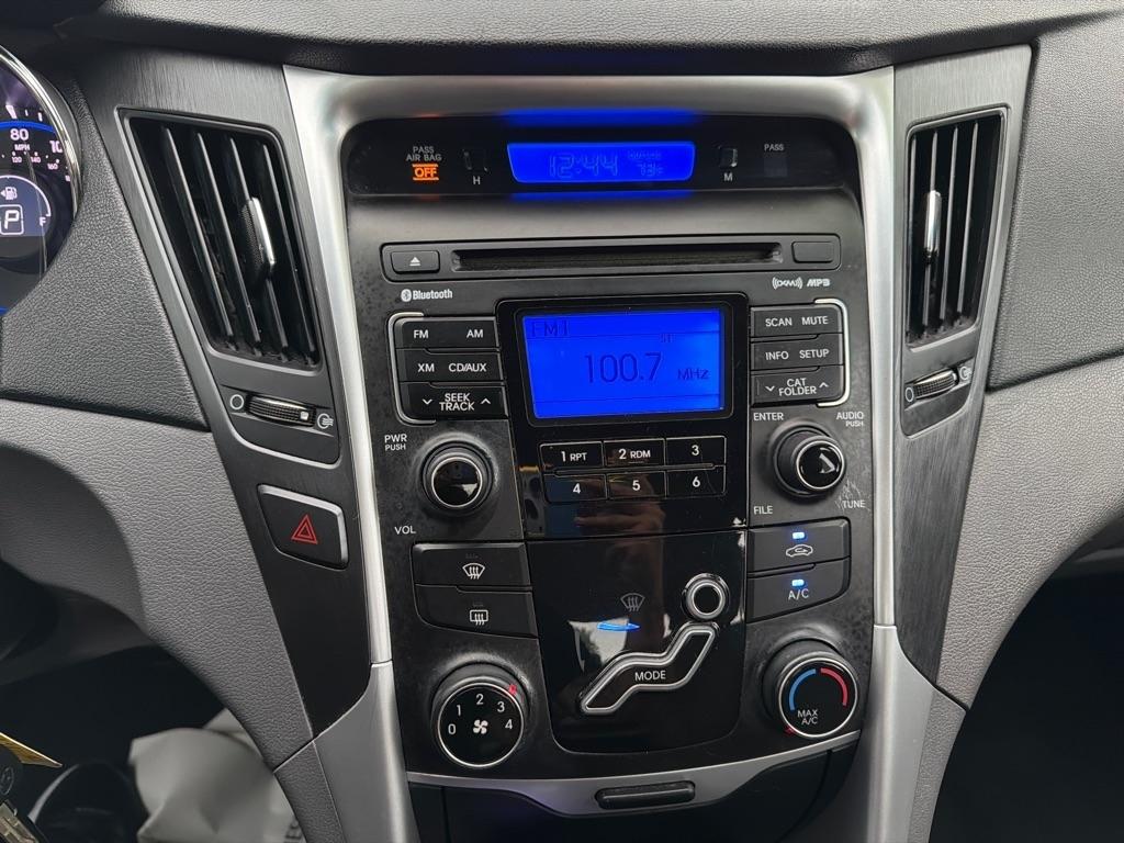 Hyundai Sonata  2011
