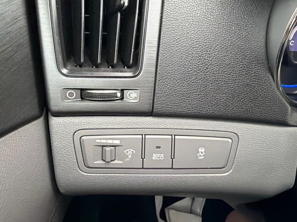 Hyundai Sonata  2011