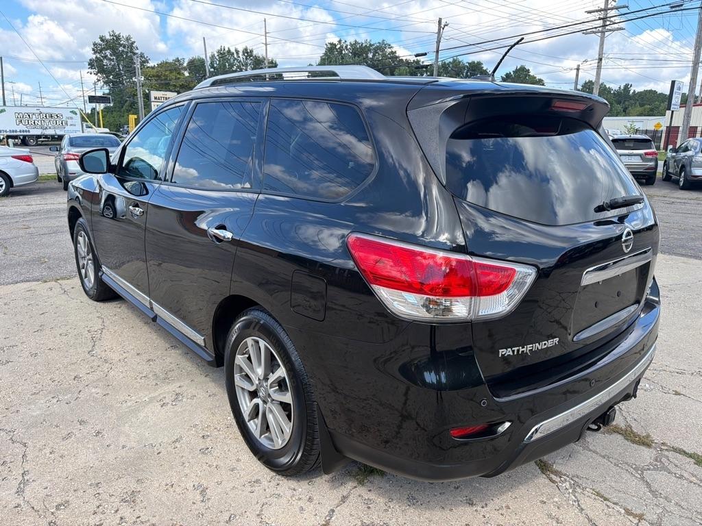 Nissan Pathfinder S 2015