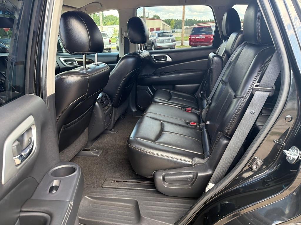 Nissan Pathfinder S 2015
