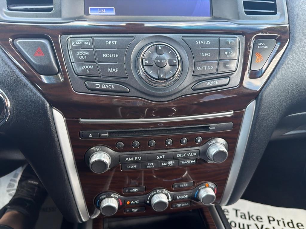 Nissan Pathfinder S 2015