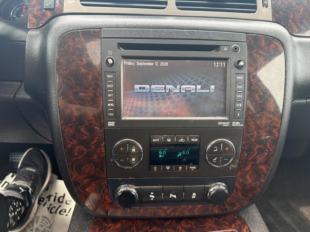 GMC Yukon Denali  2013