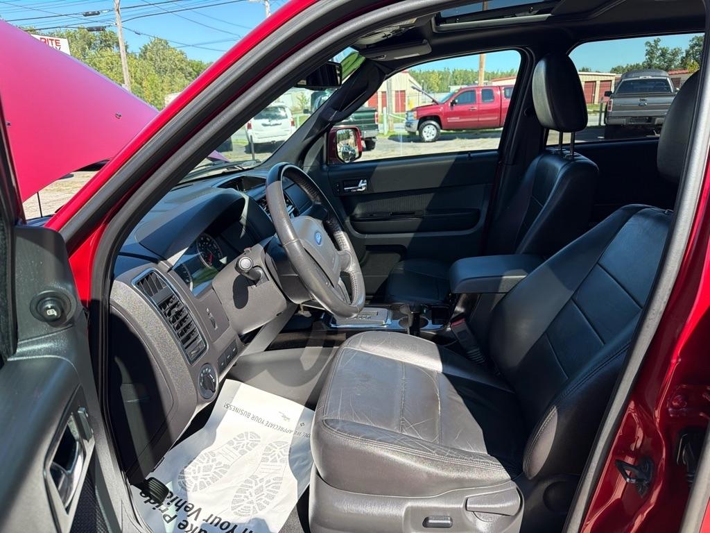 Ford Escape  2010