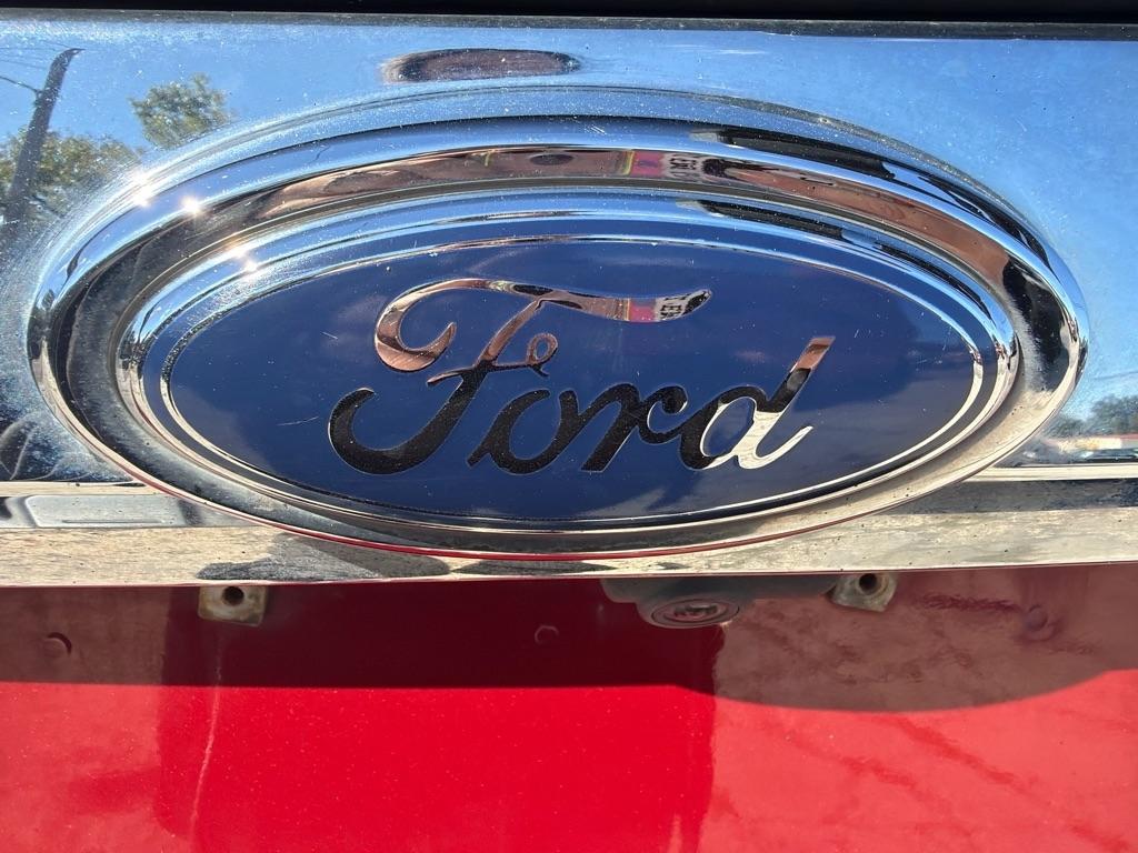 Ford Escape  2010