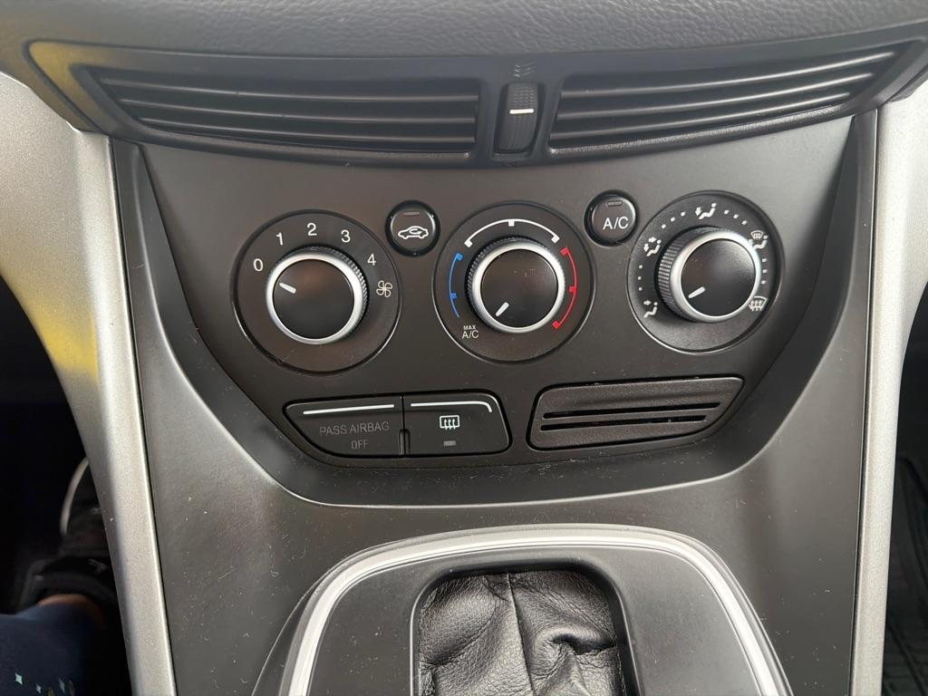 Ford Escape  2014