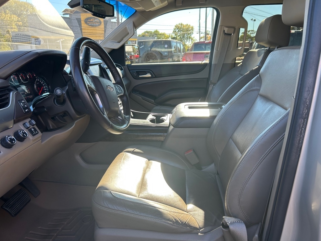 Chevrolet Suburban LT 4WD 2015 Chevrolet Suburban LT 4WD 2015