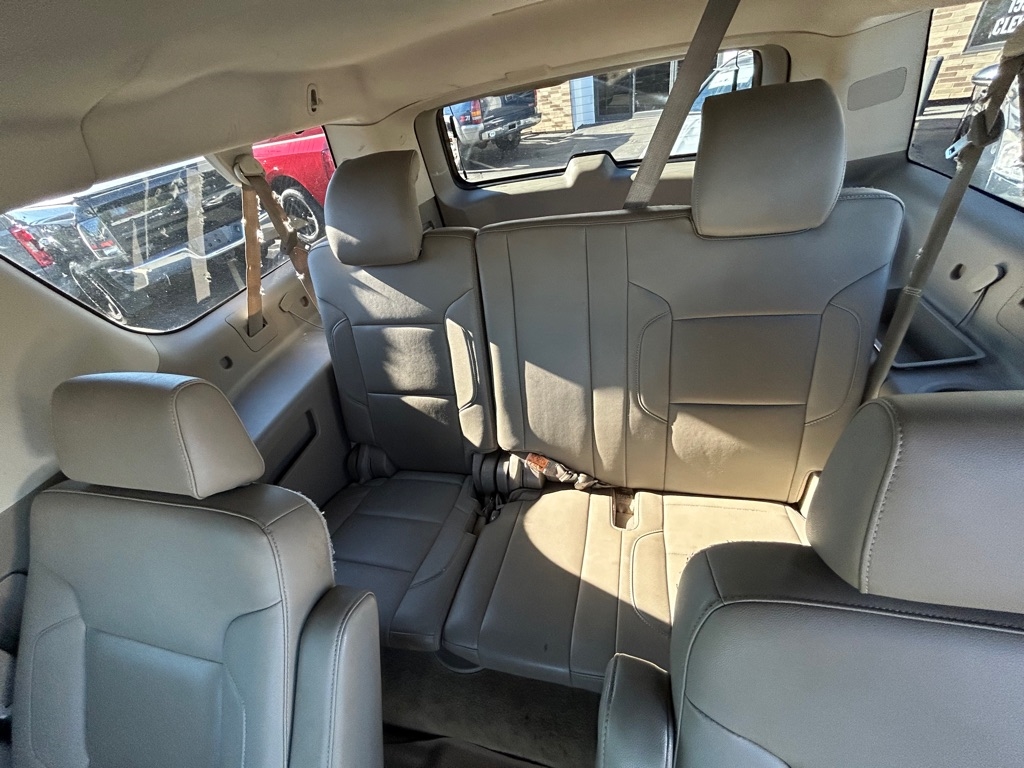 Chevrolet Suburban LT 4WD 2015 Chevrolet Suburban LT 4WD 2015