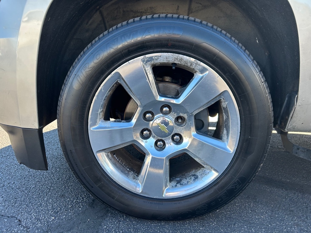 Chevrolet Suburban LT 4WD 2015 Chevrolet Suburban LT 4WD 2015