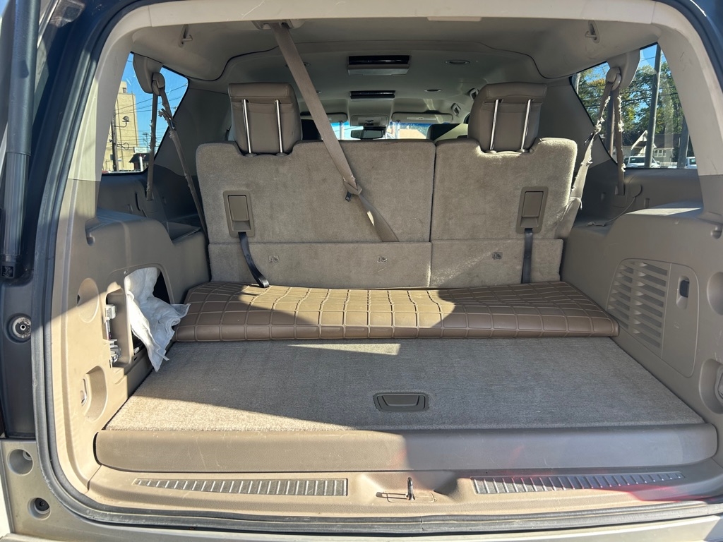 Chevrolet Suburban LT 4WD 2015 Chevrolet Suburban LT 4WD 2015