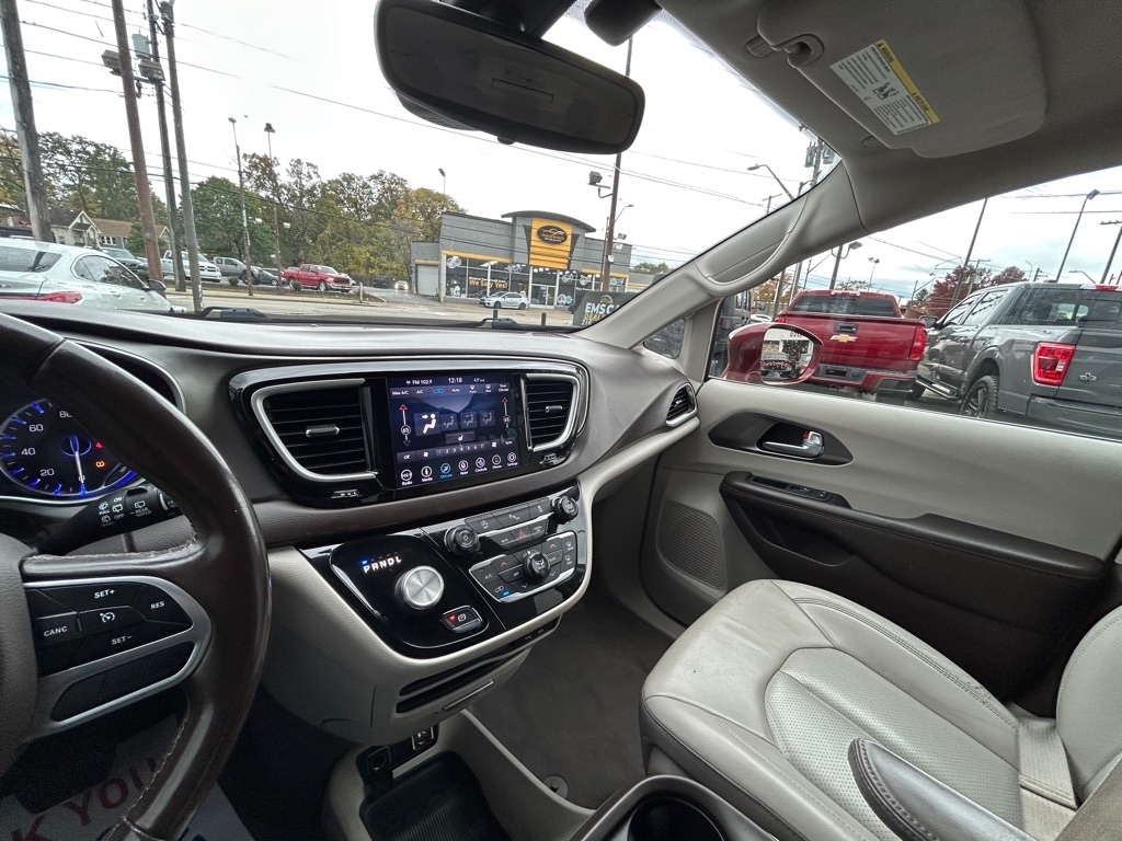 Chrysler Pacifica Touring-L 2018 Chrysler Pacifica Touring-L 2018