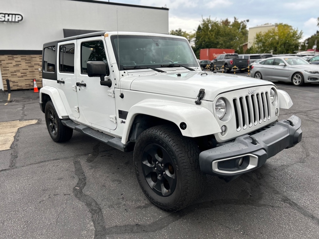 Jeep Wrangler Unlimited Sahara 4WD 2016 Jeep Wrangler Unlimited Sahara 4WD 2016