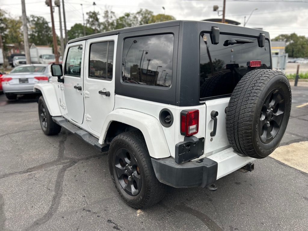Jeep Wrangler Unlimited Sahara 4WD 2016 Jeep Wrangler Unlimited Sahara 4WD 2016