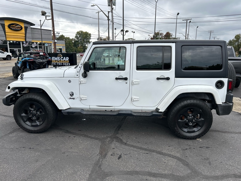 Jeep Wrangler Unlimited Sahara 4WD 2016 Jeep Wrangler Unlimited Sahara 4WD 2016