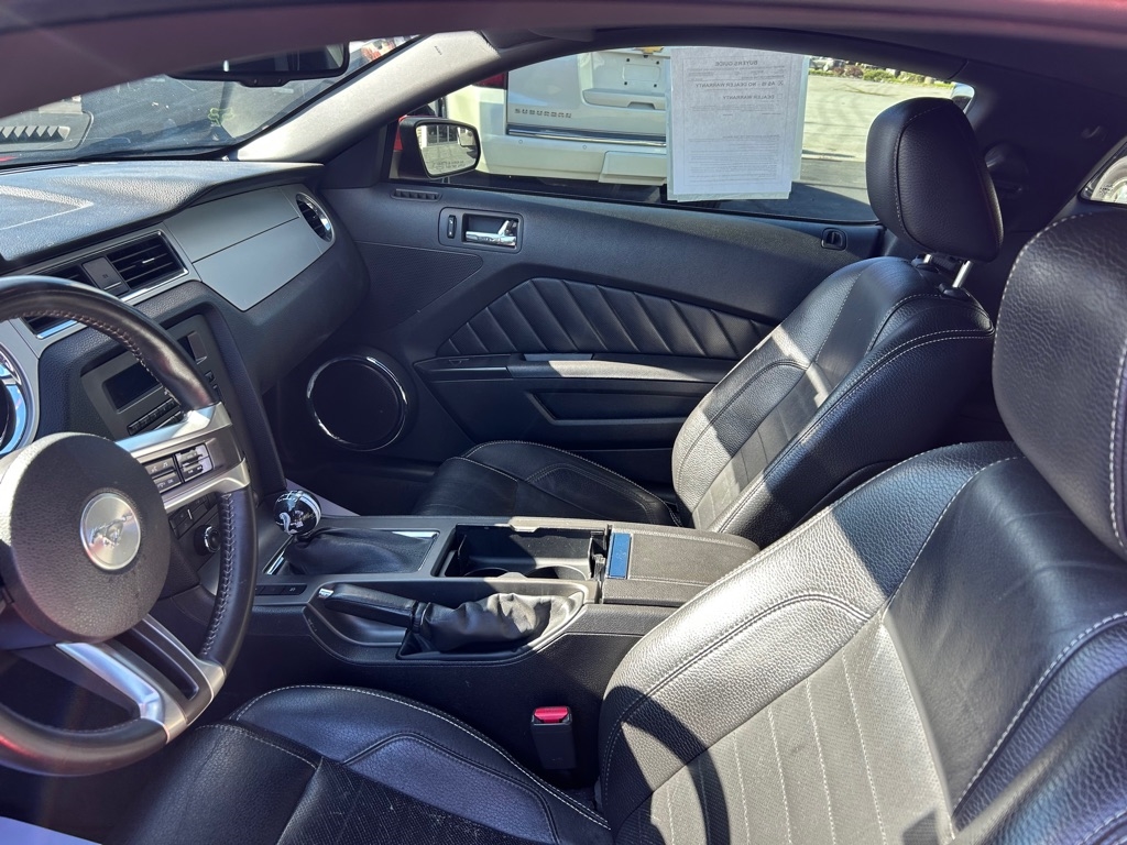 Ford Mustang GT Coupe 2011 Ford Mustang GT Coupe 2011