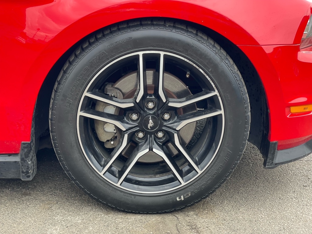 Ford Mustang GT Coupe 2011 Ford Mustang GT Coupe 2011