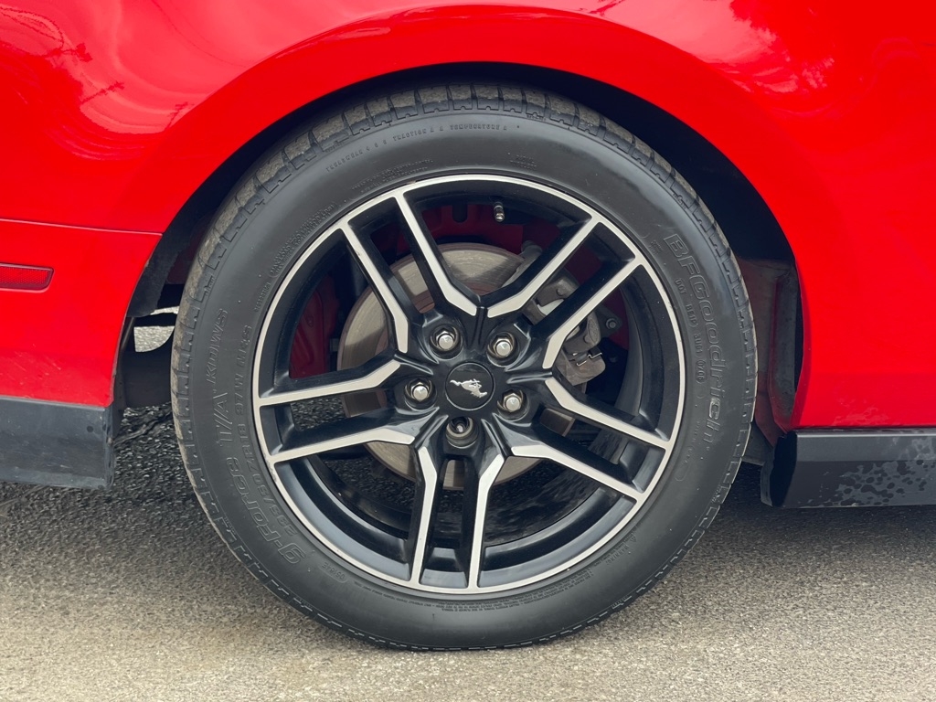 Ford Mustang GT Coupe 2011 Ford Mustang GT Coupe 2011
