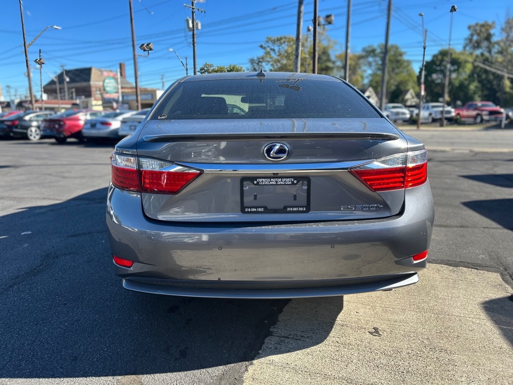 Lexus ES 300h Sedan 2014 Lexus ES 300h Sedan 2014