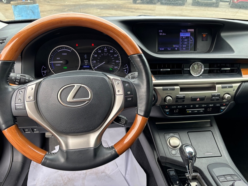 Lexus ES 300h Sedan 2014 Lexus ES 300h Sedan 2014