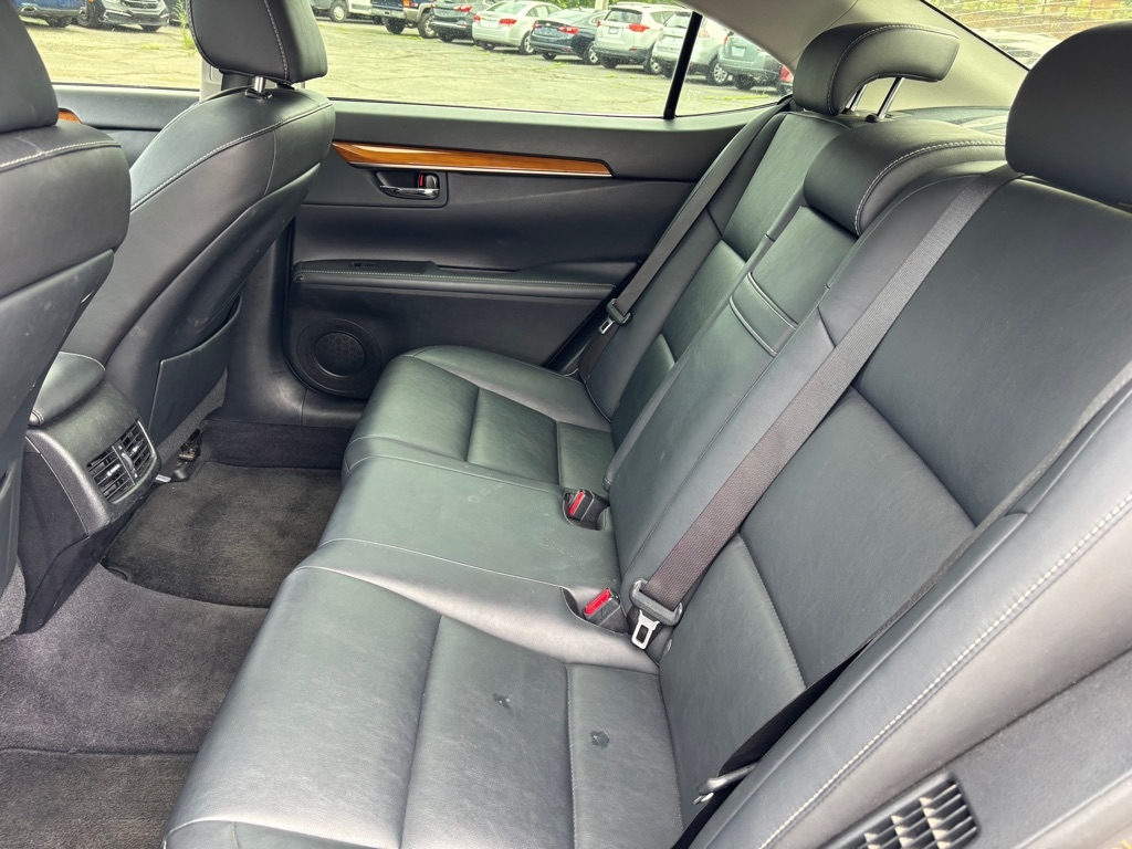 Lexus ES 300h Sedan 2014 Lexus ES 300h Sedan 2014