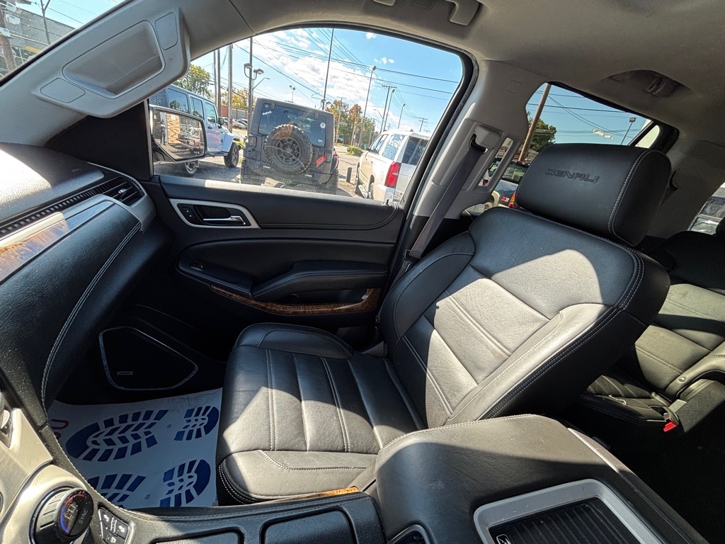 GMC Yukon Denali 4WD 2015 GMC Yukon Denali 4WD 2015