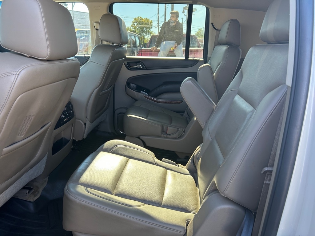 Chevrolet Suburban LTZ 1500 4WD 2015 Chevrolet Suburban LTZ 1500 4WD 2015