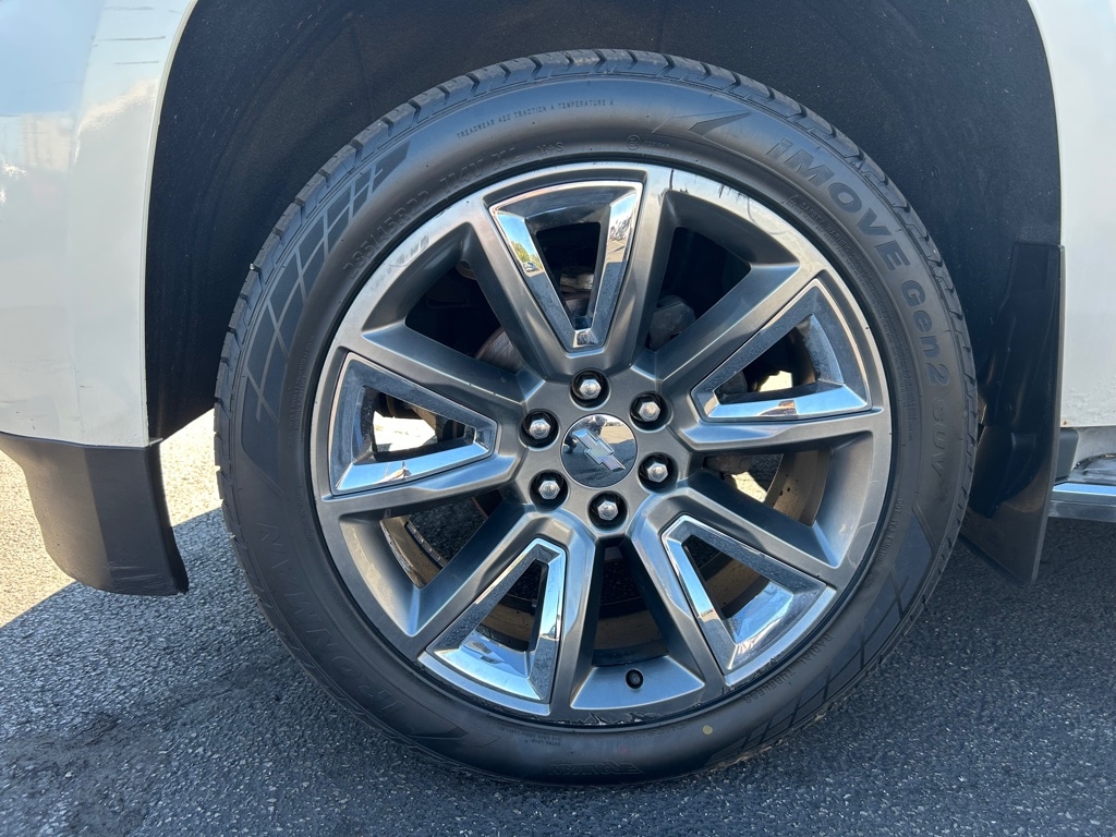 Chevrolet Suburban LTZ 1500 4WD 2015 Chevrolet Suburban LTZ 1500 4WD 2015