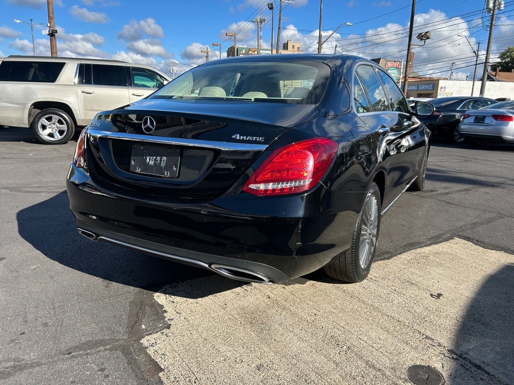 Mercedes-Benz C-Class C300 4MATIC Sedan 2015 Mercedes-Benz C-Class C300 4MATIC Sedan 2015