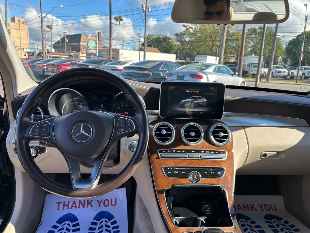 Mercedes-Benz C-Class C300 4MATIC Sedan 2015 Mercedes-Benz C-Class C300 4MATIC Sedan 2015