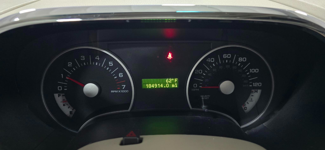 Ford Explorer XLT 4.0L 4WD 2007