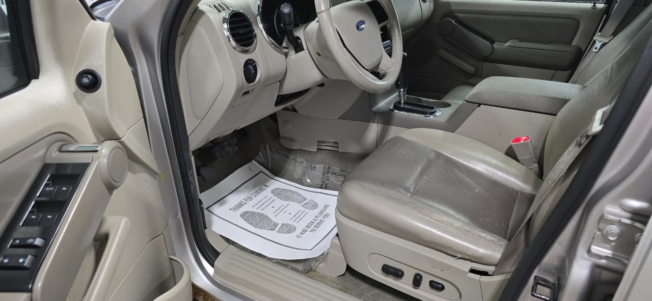 Ford Explorer XLT 4.0L 4WD 2007