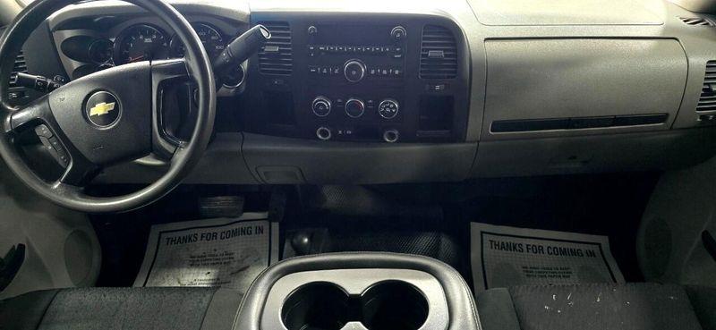 Chevrolet Silverado 3500HD Work Truck Crew Cab 4WD 2011