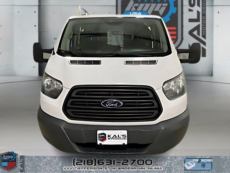 Ford Transit 150 Van Low Roof 60/40 Pass. 148-in. WB 2015