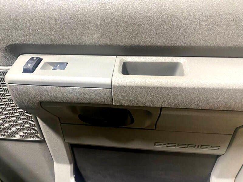 Ford Econoline  2012