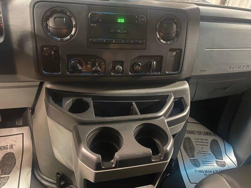 Ford Econoline  2012