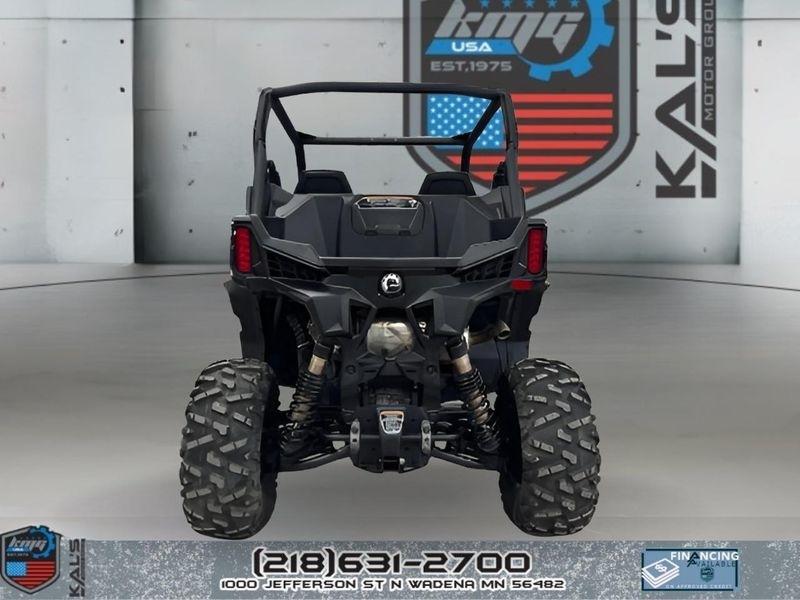 Can-Am Maverick Sport DPS 1000R  2022