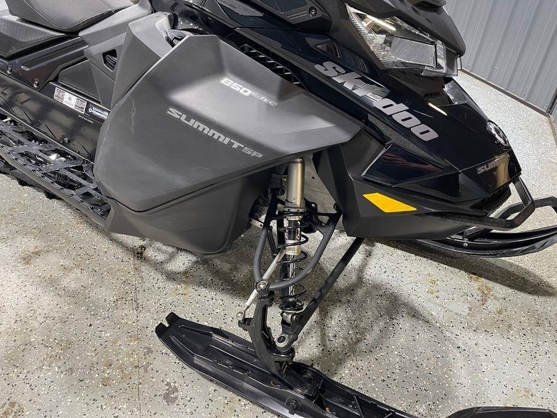 Ski-Doo Summit SP 165 850 E-Tec SHOT  2022