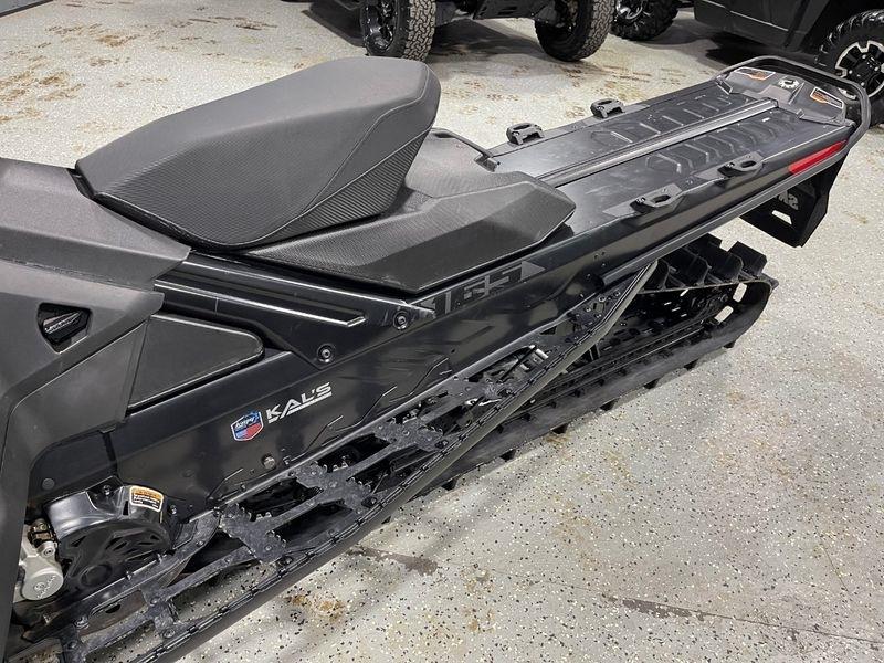Ski-Doo Summit SP 165 850 E-Tec SHOT  2022