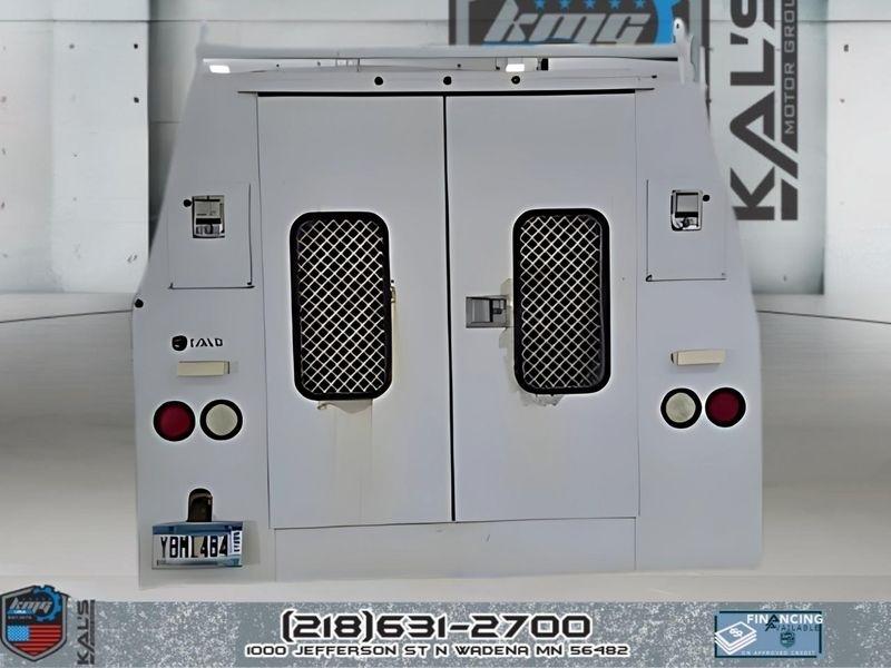 Ford Econoline E-350 Super Duty 2014
