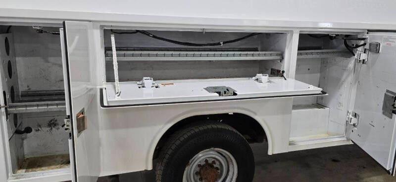 Ford Econoline E-350 Super Duty 2014