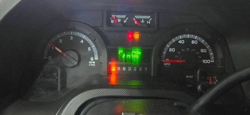 Ford Econoline E-350 Super Duty 2014