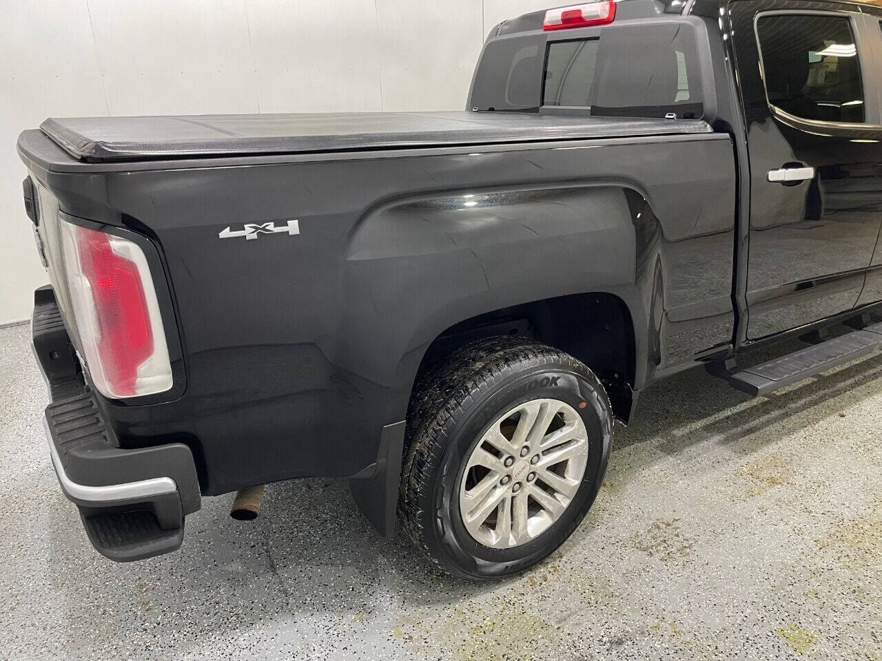 GMC Canyon SLT Crew Cab 4WD Short Box 2017