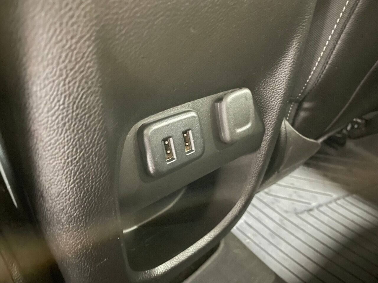 GMC Canyon SLT Crew Cab 4WD Short Box 2017