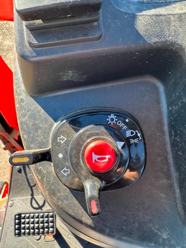 Bad Boy Tractors 1025H with Loader and Mower  2024